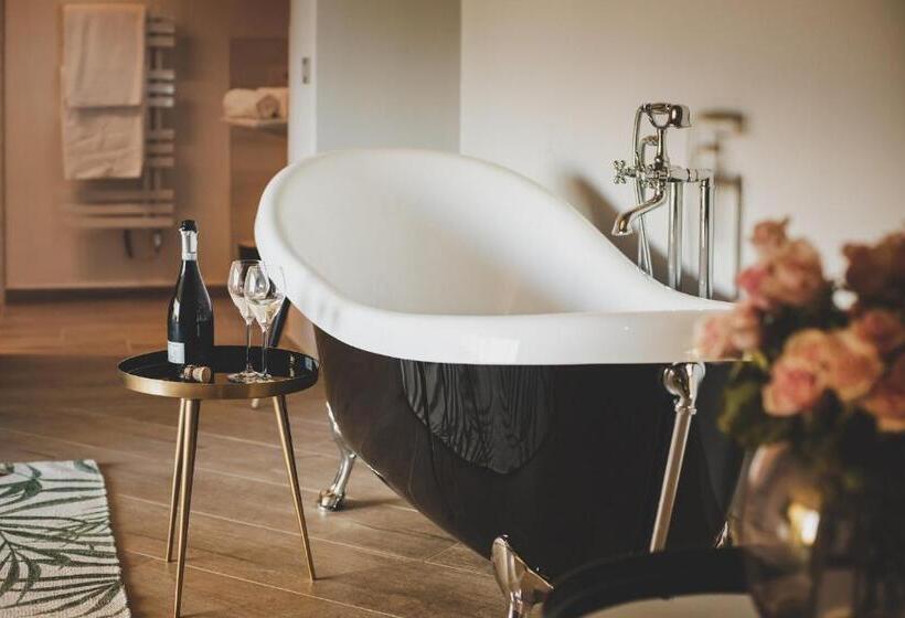 Люкс с Балконом, Relais Almaranto