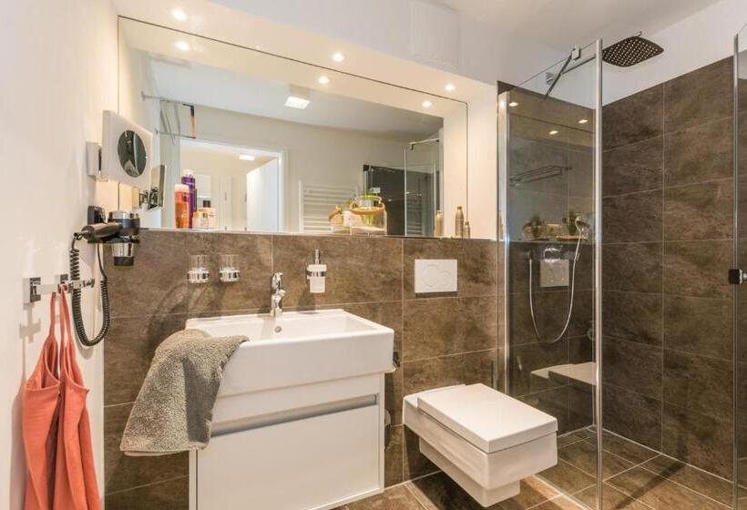 Апартаменты 2 Спальни, Apartmenthaus Am Park