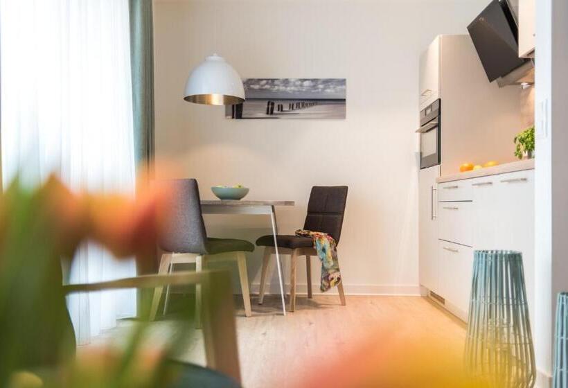 Студия Стандарт, Apartmenthaus Am Park