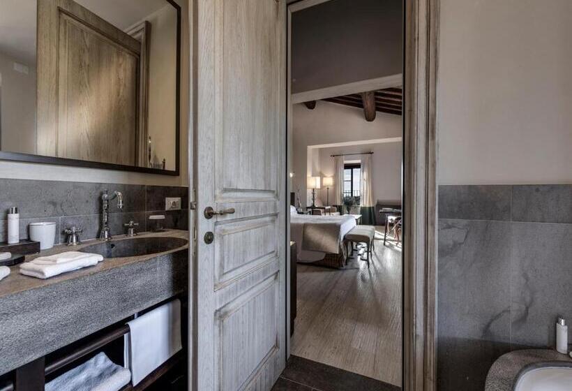 سوییت جونیور, Castel Monastero   The Leading Hotels Of The World