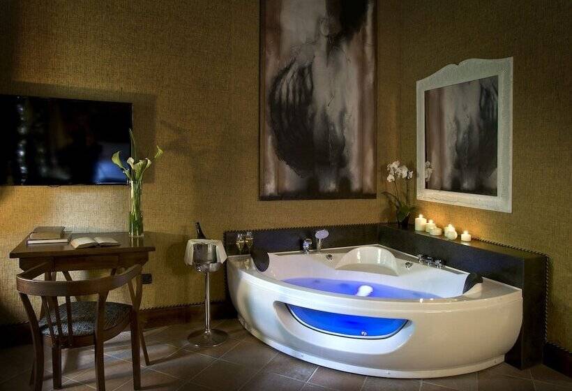 Люкс, Castel Porrona Relais & Spa