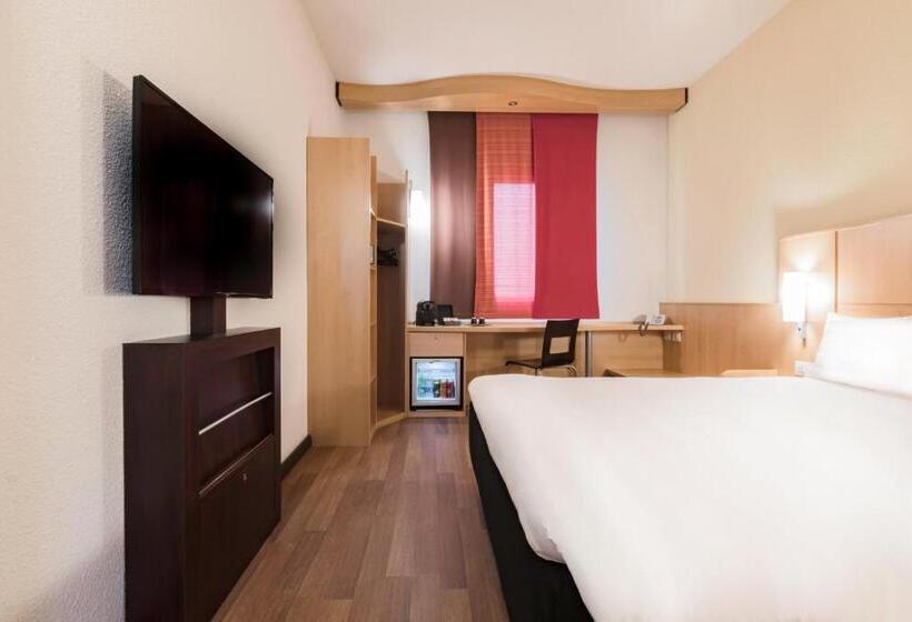 Номер Премиум, Ibis Milano Malpensa