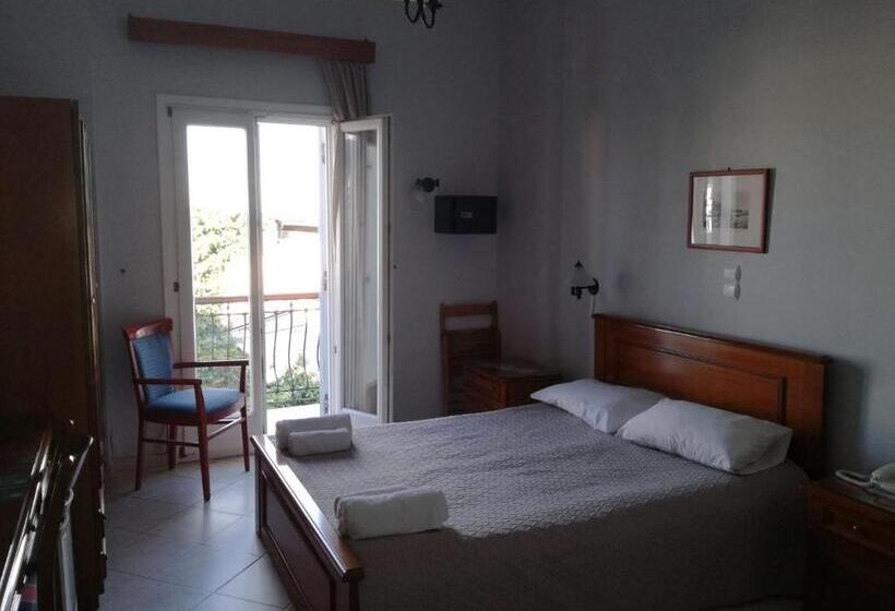 标准三人间, Aigli Hotel Syros