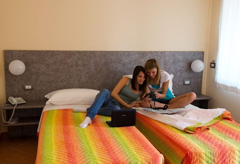 Номер Стандарт, Autohotel Venezia