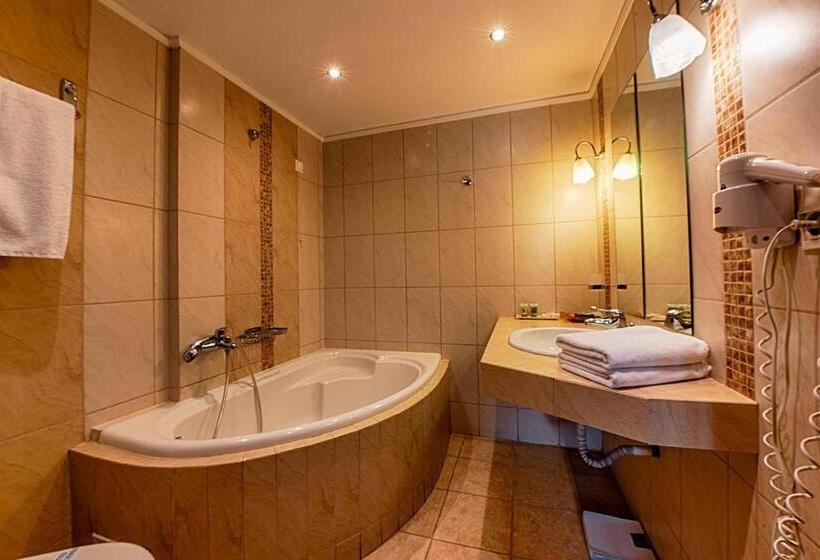 اتاق استاندارد با تخت بزرگ, Nostos