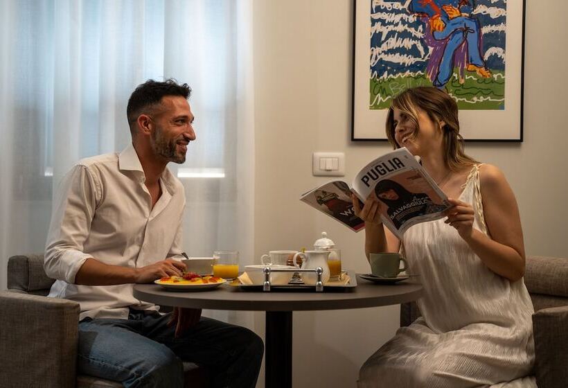 سوئیت با وان آب گرم, Orientale