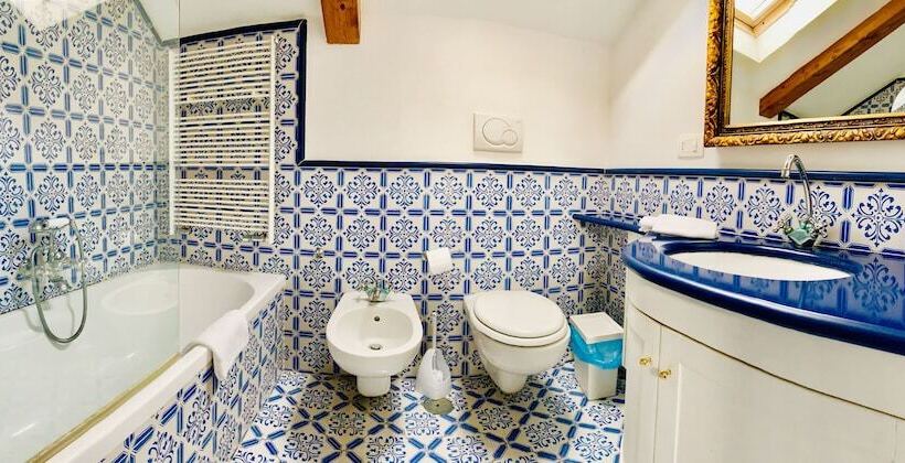 Номер Стандарт, The Secret Garden Relais