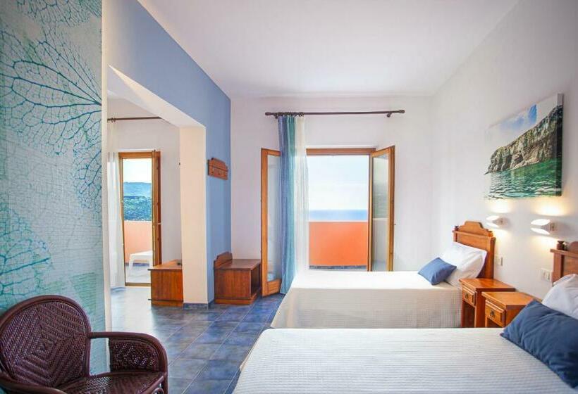 주니어 스위트, Suvaki Resort