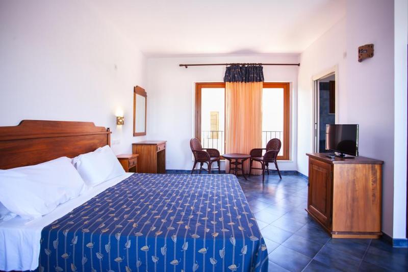 주니어 스위트, Suvaki Resort