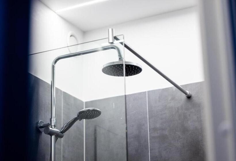 シングルデラックスルーム, Sønderborg Kaserne