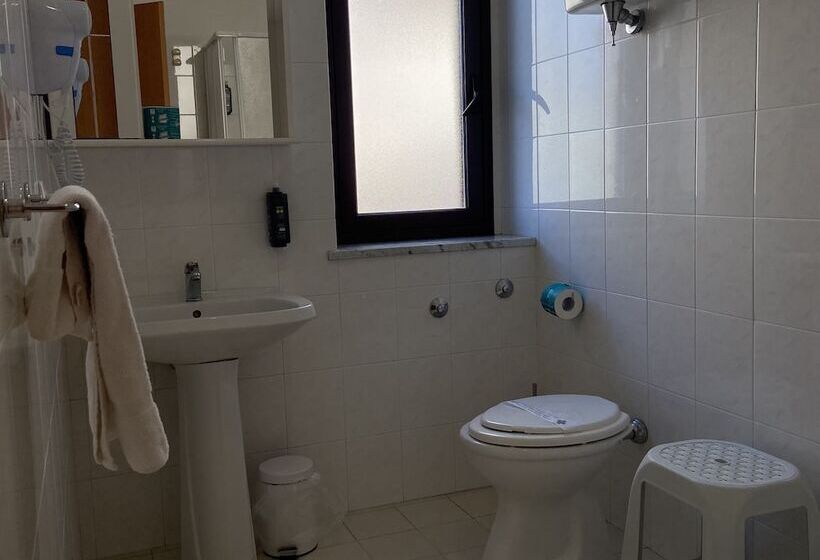 Номер Стандарт, B&b Laudato Sii Tropea