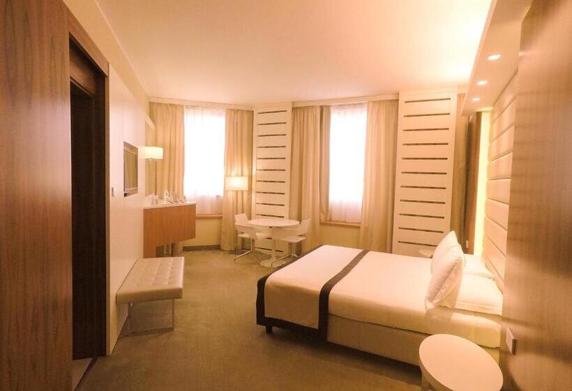 اتاق لوکس, Best Western Mirage Hotel Fiera