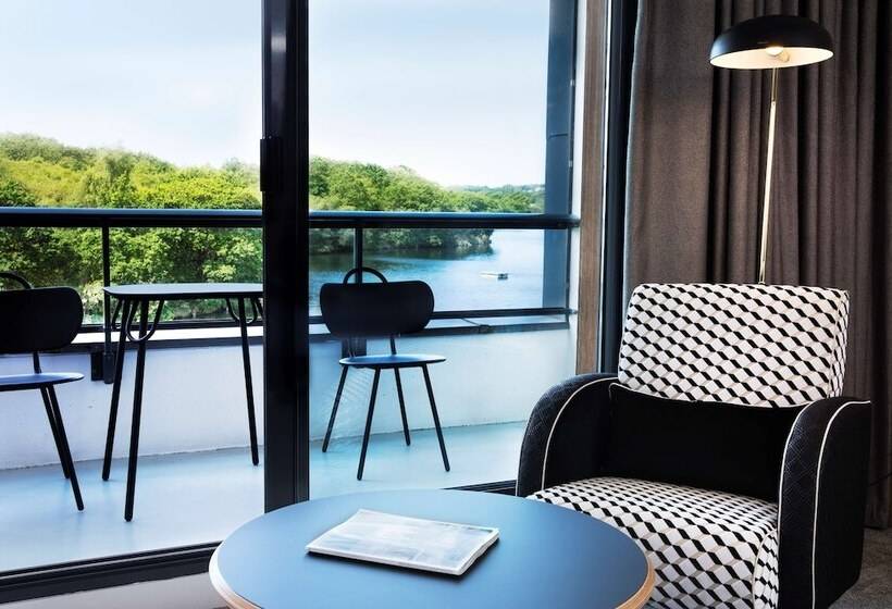 اتاق لوکس با چشم‌انداز دریاچه, Best Western Plus Hotel Les Rives Du Ter
