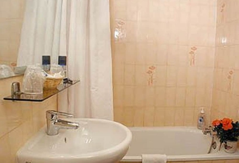 اتاق استاندارد سه نفره, De France Quartier Latin