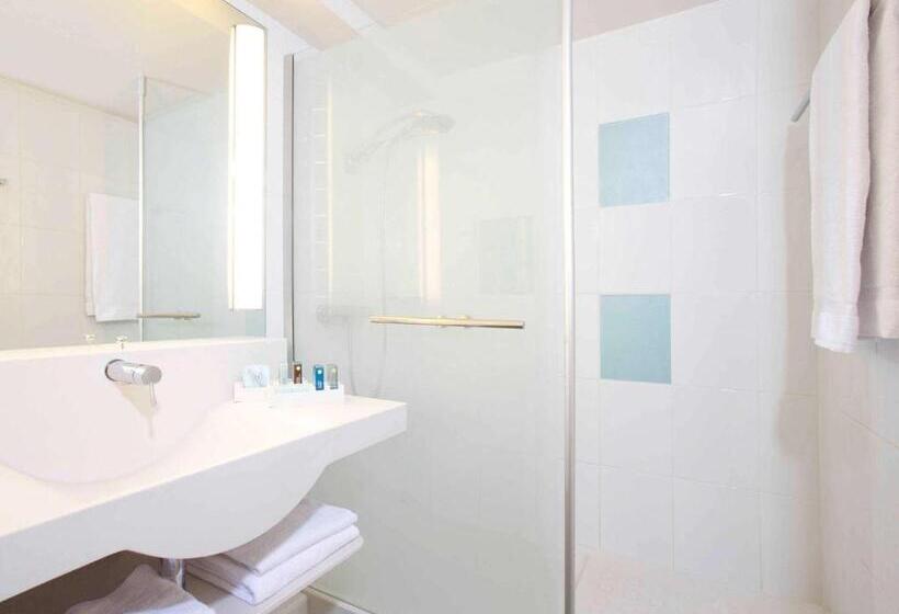Классический Номер, Novotel Marseille Vieux Port