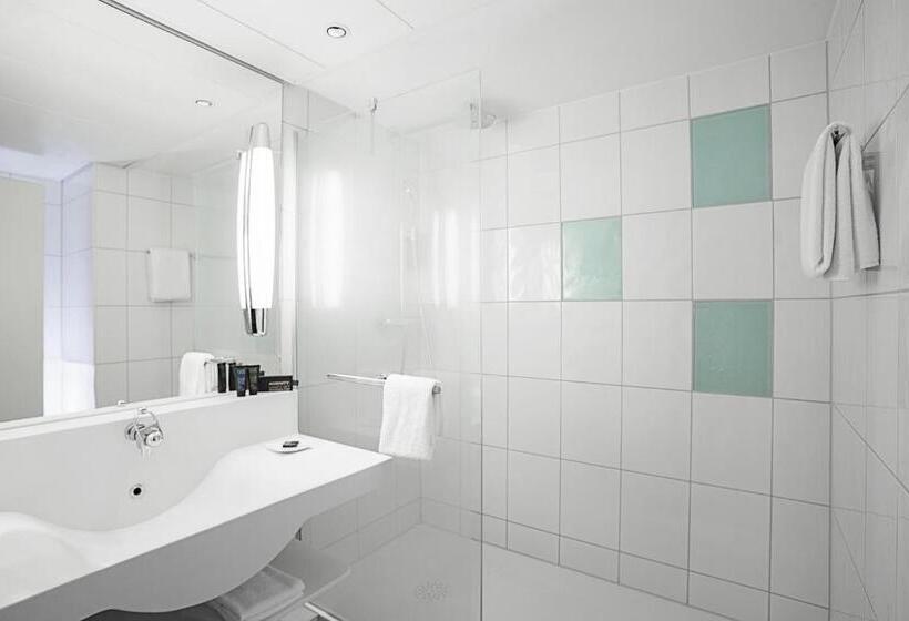 Трехместный Президентский, Novotel Marseille Vieux Port