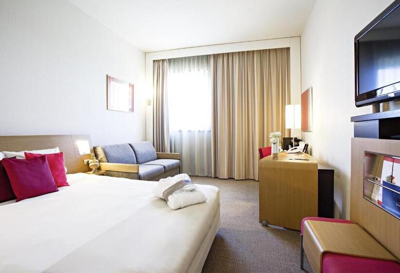 Трехместный Президентский, Novotel Marseille Vieux Port