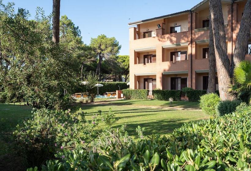 اتاق سوپریور با چشم‌انداز باغ, Ricci Hotel   Marina Di Grosseto