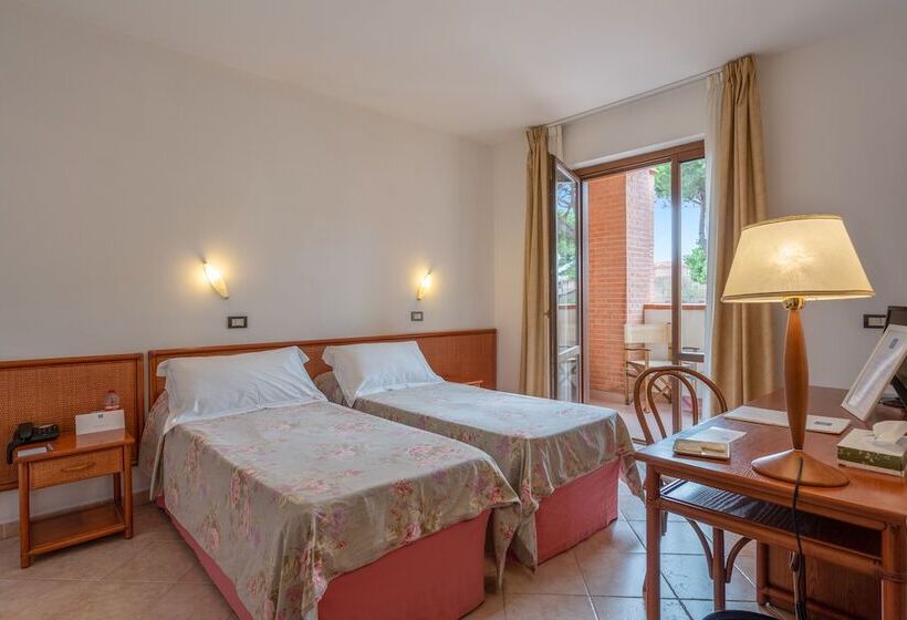 اتاق سوپریور با چشم‌انداز باغ, Ricci Hotel   Marina Di Grosseto