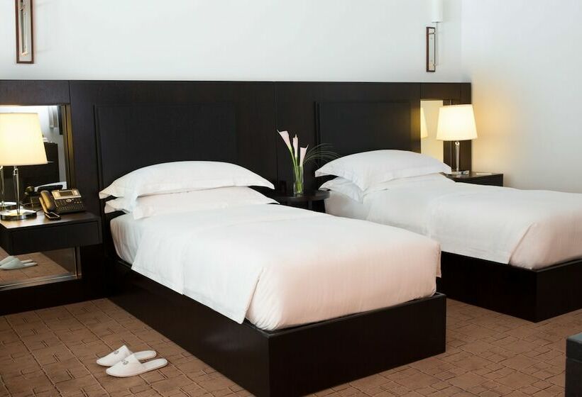 Номер Executive, Dubai International Hotel, Dubai Airport