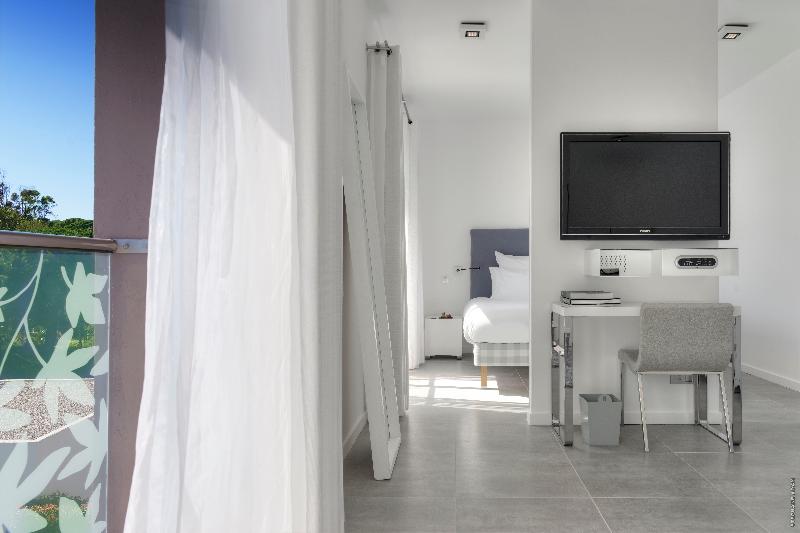 Номер Deluxe Вид на Море, Kube Saint Tropez