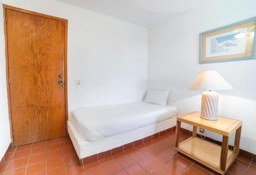 سوییت جونیور, La Rinconada Santa Fe