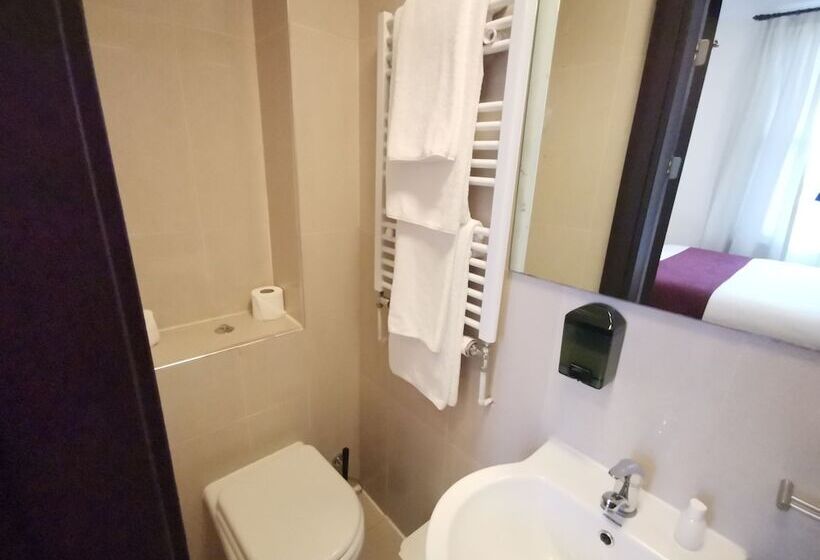 Номер Deluxe, The Royale Chulan Hyde Park