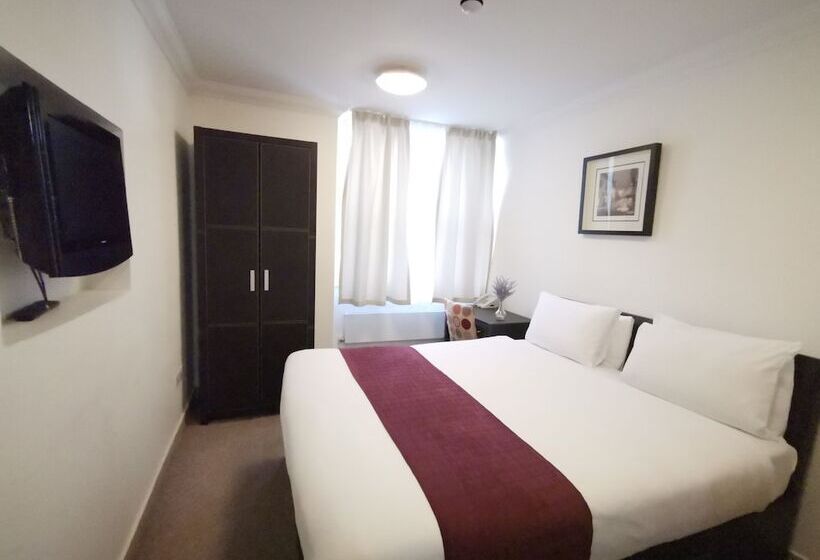 Номер Economy, The Royale Chulan Hyde Park