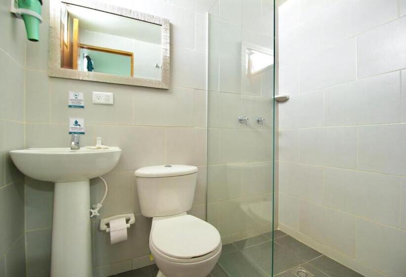 Quarto Estandar, Poblado Park Guest House