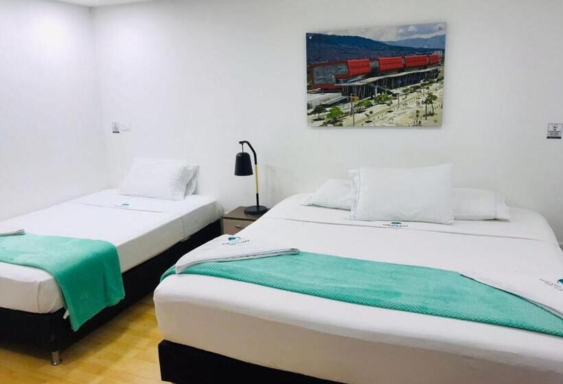 Quarto Triplo Deluxe, Poblado Park Guest House