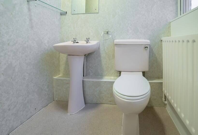 Номер Стандарт, George Hotel, Burslem, Stoke On Trent