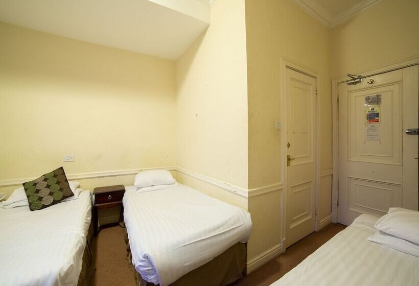 Номер Стандарт, George Hotel, Burslem, Stoke On Trent