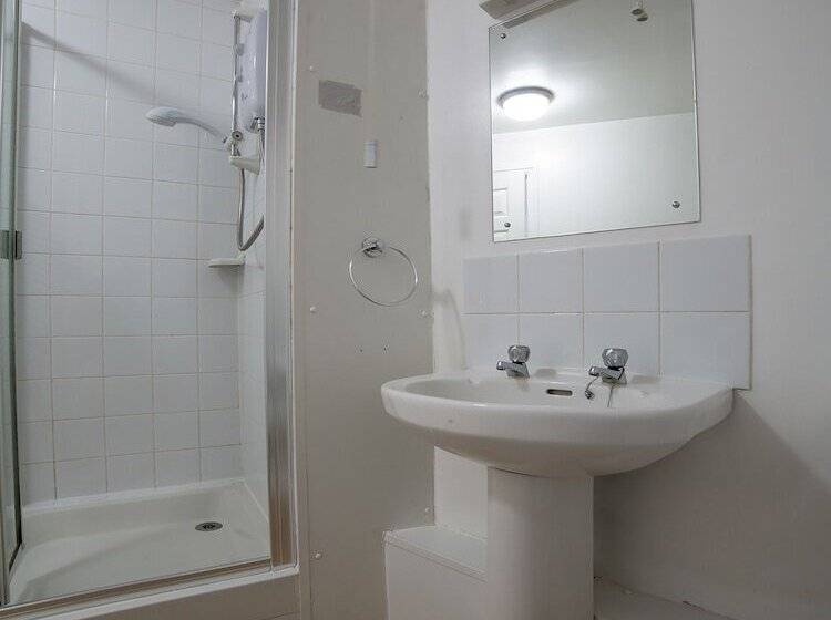 Номер Стандарт Трехместный, George Hotel, Burslem, Stoke On Trent