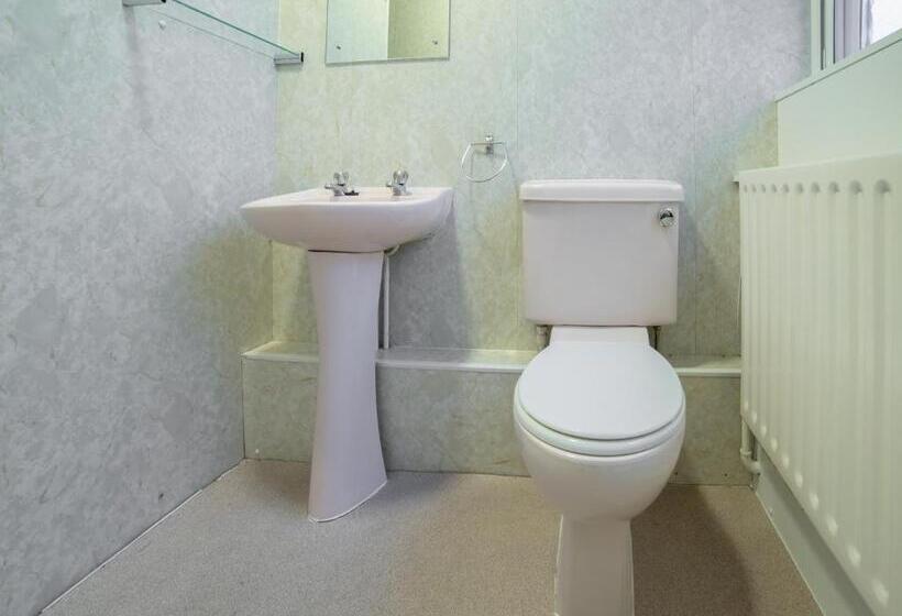 Номер Стандарт, George Hotel, Burslem, Stoke On Trent