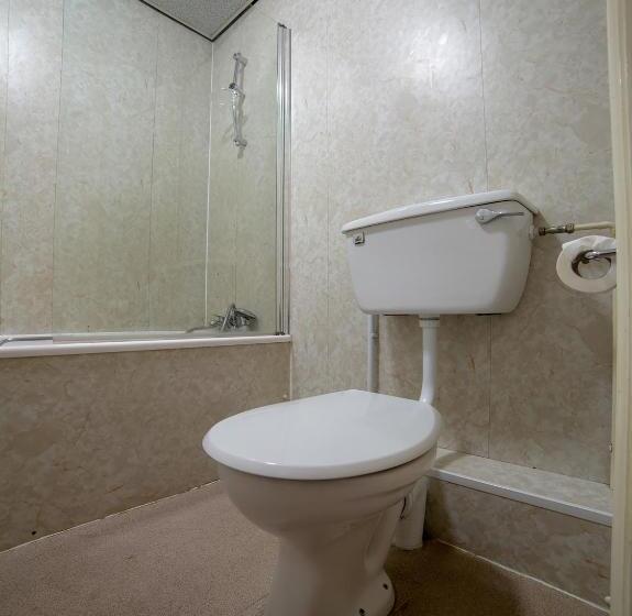 Номер Стандарт Трехместный, George Hotel, Burslem, Stoke On Trent