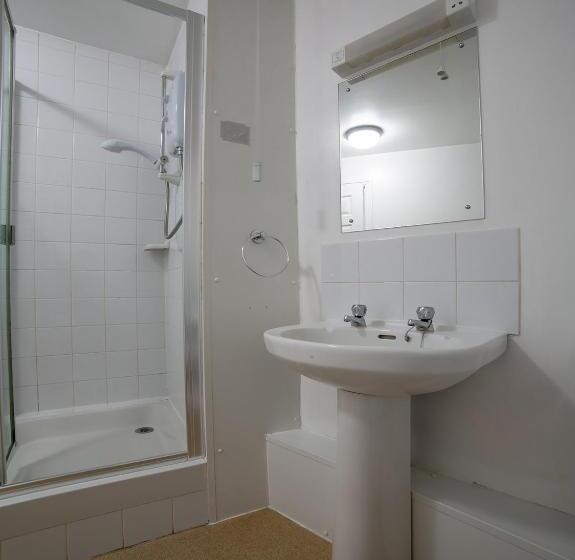 Номер Deluxe, George Hotel, Burslem, Stoke On Trent