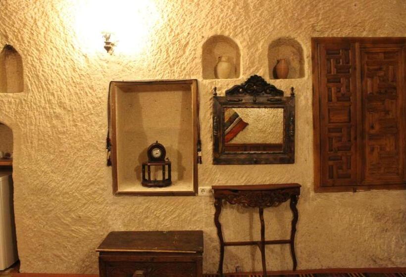 Семейный Номер Deluxe, Kismet Cave House