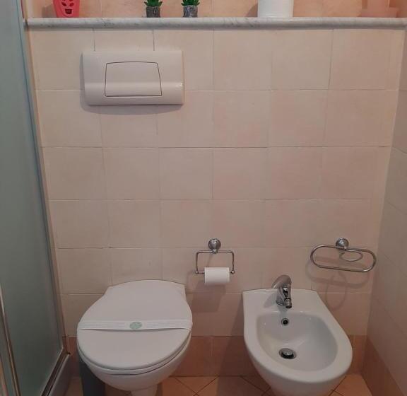 غرفة قياسية ثلاثية, Casa Vacanze Da Cinzia