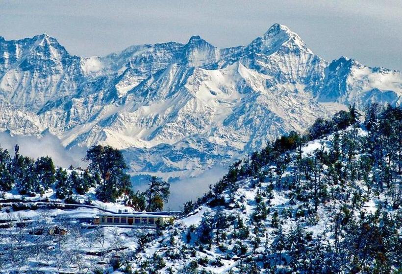 스탠다드 룸 산 전망, La Riqueza Kanatal   Mountain View Rooms   Welcome New Year With Fresh Snowfall