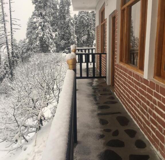 침실 2개 스위트, La Riqueza Kanatal   Mountain View Rooms   Welcome New Year With Fresh Snowfall