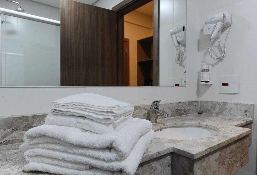 디럭스 룸, Bristol Infinity Rio Claro