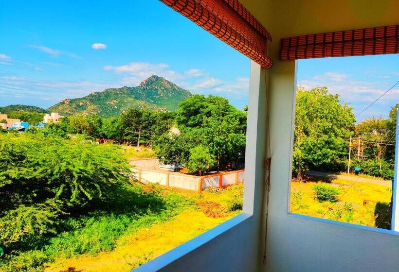 Стандартный Номер Кровать Кинг, Thaai Residency
