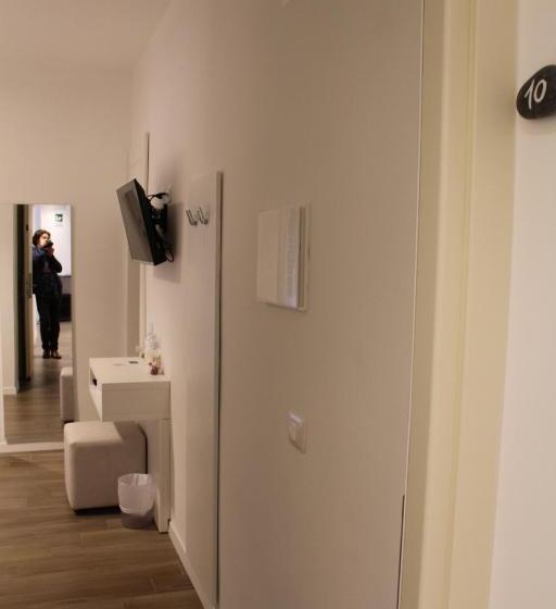 اتاق استاندارد, Albergo Augusta B&b