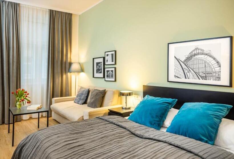 エクゼクティブワンルーム, Jimmy S Apartments Emerald