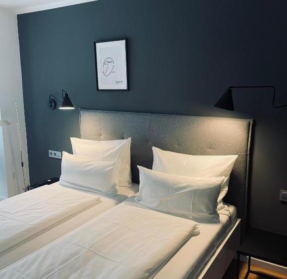 Номер Стандарт, Dk Hotel Deutscher Kaiser