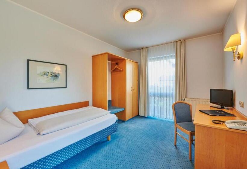 Номер Стандарт Индивидуальный, Landhotel Seerose
