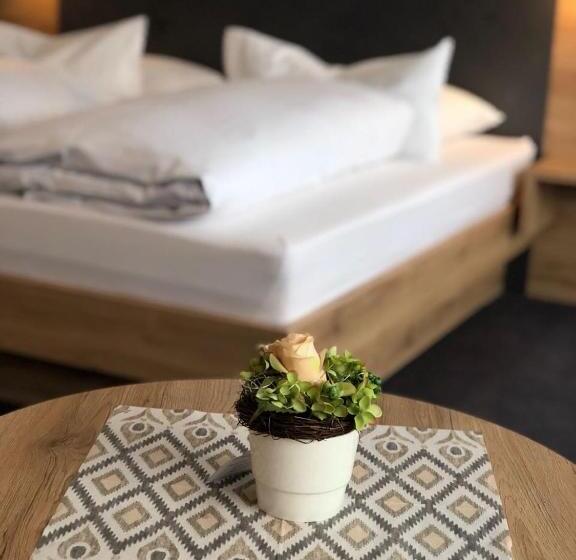 Номер Комфорт, Tiptop Hotel Hirt