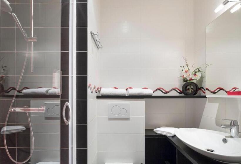 스탠다드 룸, Logis Maison Vauban   Hotel St Malo