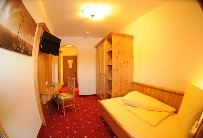Номер Стандарт Индивидуальный с Балконом, Sporthotel Tirolerhof