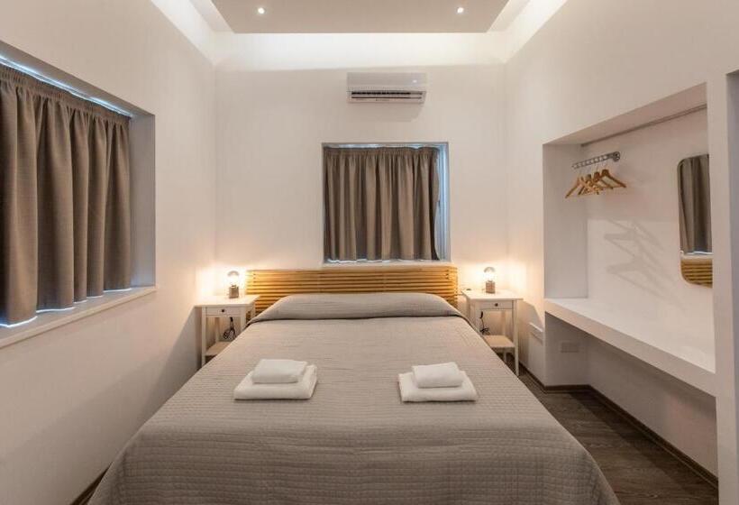 غرفة ديلوكس سرير كينج, Rooms Unique Staying In Paphos Centre